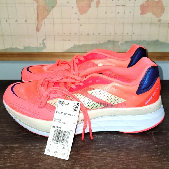 adidas Shoes - BRAND NEW Adidas Adizero Boston 10 Women's Size 8.5